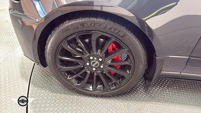 Lot 329 - 2013 LAND ROVER RANGE ROVER VOGUE SE SDV8 4.4