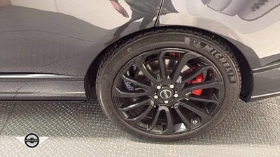 Lot 329 - 2013 LAND ROVER RANGE ROVER VOGUE SE SDV8 4.4