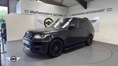 Lot 329 - 2013 LAND ROVER RANGE ROVER VOGUE SE SDV8 4.4