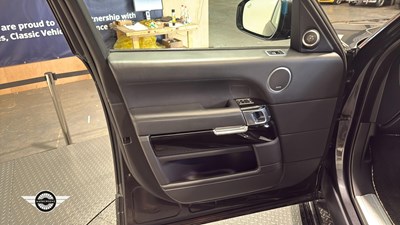 Lot 329 - 2013 LAND ROVER RANGE ROVER VOGUE SE SDV8 4.4