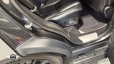 Lot 329 - 2013 LAND ROVER RANGE ROVER VOGUE SE SDV8 4.4