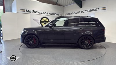 Lot 329 - 2013 LAND ROVER RANGE ROVER VOGUE SE SDV8 4.4