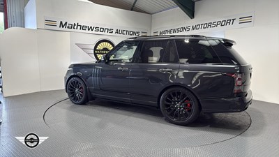 Lot 329 - 2013 LAND ROVER RANGE ROVER VOGUE SE SDV8 4.4