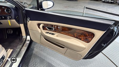 Lot 205 - 2004 BENTLEY CONTINENTAL GT AUTO