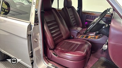 Lot 146 - 1995 BENTLEY BROOKLANDS AUTO