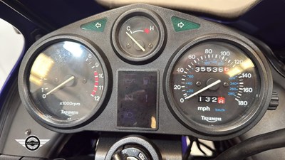 Lot 21 - 1995 TRIUMPH