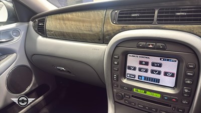 Lot 696 - 2004 JAGUAR X-TYPE SPORT AWD