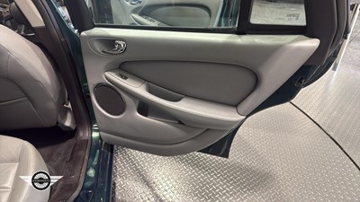 Lot 696 - 2004 JAGUAR X-TYPE SPORT AWD