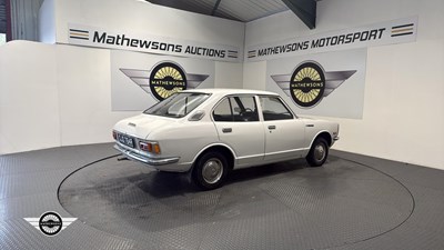 Lot 850 - 1976 TOYOTA COROLLA
