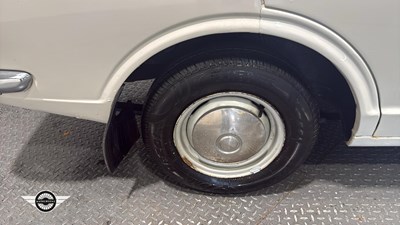 Lot 850 - 1976 TOYOTA COROLLA