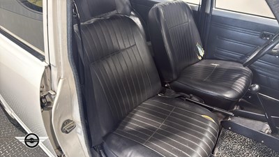 Lot 850 - 1976 TOYOTA COROLLA