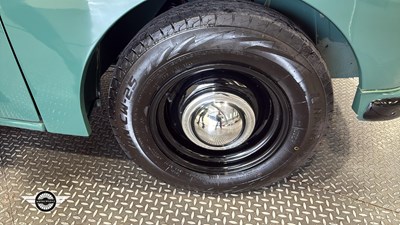 Lot 42 - 1952 MORRIS COWLEY