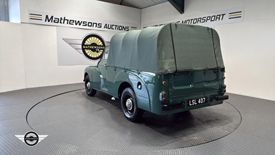 Lot 42 - 1952 MORRIS COWLEY