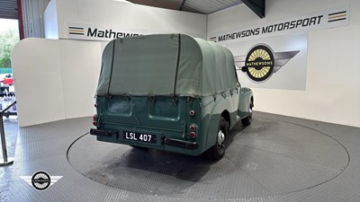 Lot 42 - 1952 MORRIS COWLEY