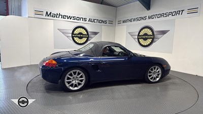 Lot 48 - 2002 PORSCHE BOXSTER