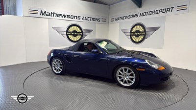 Lot 48 - 2002 PORSCHE BOXSTER