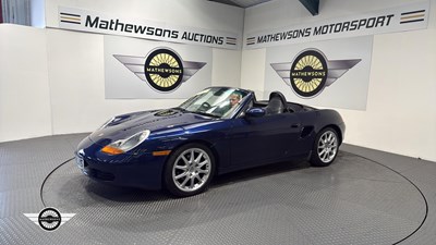 Lot 48 - 2002 PORSCHE BOXSTER