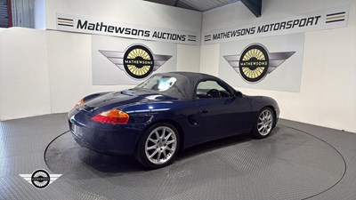 Lot 48 - 2002 PORSCHE BOXSTER