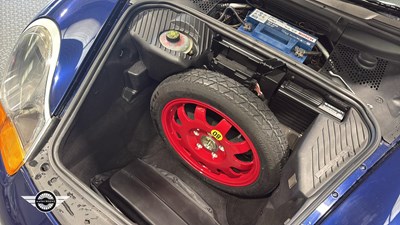 Lot 48 - 2002 PORSCHE BOXSTER