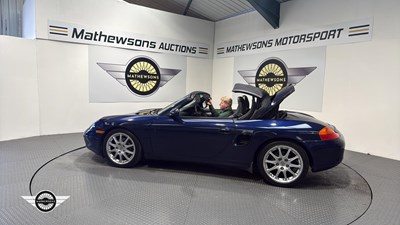 Lot 48 - 2002 PORSCHE BOXSTER
