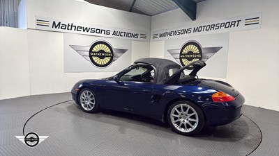 Lot 48 - 2002 PORSCHE BOXSTER