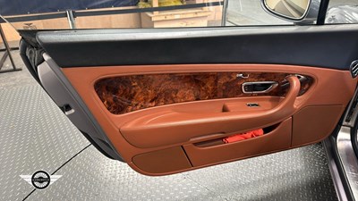 Lot 24 - 2004 BENTLEY CONTINENTAL GT AUTO