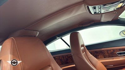 Lot 24 - 2004 BENTLEY CONTINENTAL GT AUTO