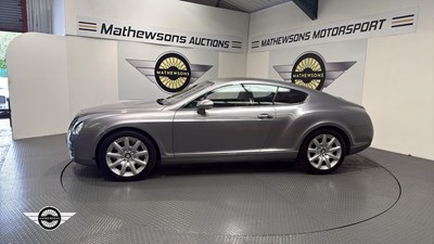 Lot 24 - 2004 BENTLEY CONTINENTAL GT AUTO
