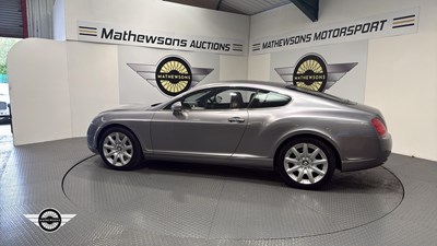 Lot 24 - 2004 BENTLEY CONTINENTAL GT AUTO