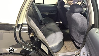 Lot 900 - 2001 FORD CROWN VICTORIA AUTO