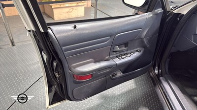 Lot 900 - 2001 FORD CROWN VICTORIA AUTO