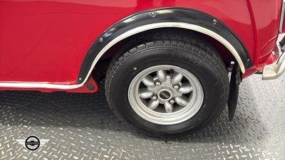 Lot 6 - 1968 MORRIS MINI COOPER S