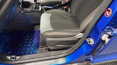 Lot 256 - 2017 FORD ECOSPORT ZETEC TURBO
