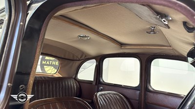 Lot 12 - 1948 MORRIS