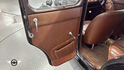 Lot 12 - 1948 MORRIS