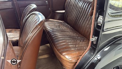 Lot 12 - 1948 MORRIS