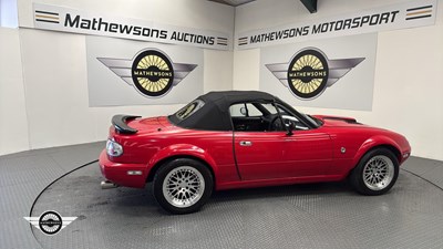Lot 305 - 1991 EUNOS ROADSTER