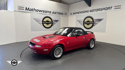 Lot 305 - 1991 EUNOS ROADSTER