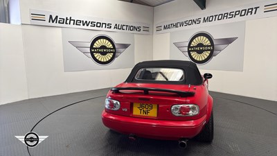 Lot 305 - 1991 EUNOS ROADSTER