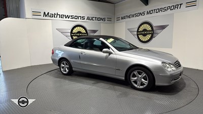 Lot 32 - 2005 MERCEDES CLK 240 AVANTGARDE