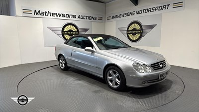 Lot 32 - 2005 MERCEDES CLK 240 AVANTGARDE