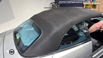 Lot 32 - 2005 MERCEDES CLK 240 AVANTGARDE