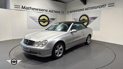 Lot 32 - 2005 MERCEDES CLK 240 AVANTGARDE