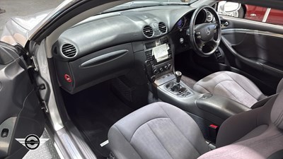 Lot 32 - 2005 MERCEDES CLK 240 AVANTGARDE