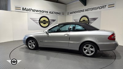 Lot 32 - 2005 MERCEDES CLK 240 AVANTGARDE