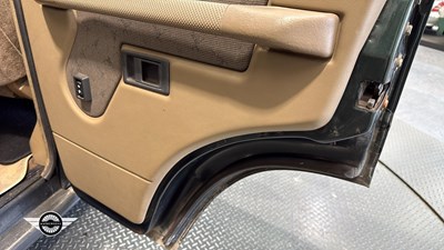 Lot 34 - 1999 LAND ROVER DISCOVERY TDI