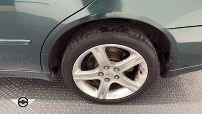 Lot 8 - 2000 LEXUS IS200 SE