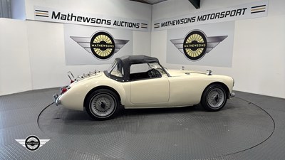 Lot 48 - 1957 MG ROADSTER