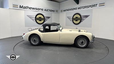 Lot 48 - 1957 MG ROADSTER