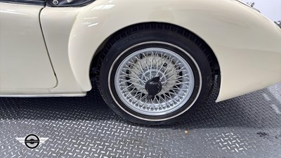 Lot 48 - 1957 MG ROADSTER